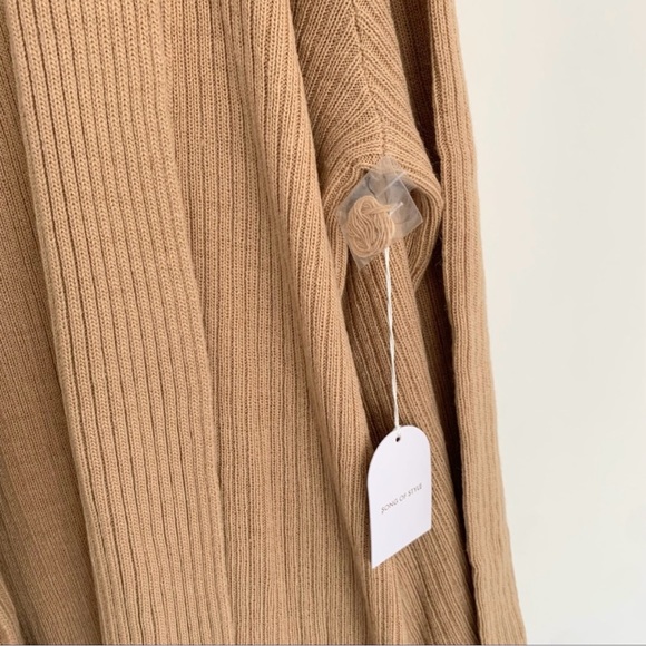 Song of Style “Pawnie” Cardigan in Camel - Picture 6 of 6